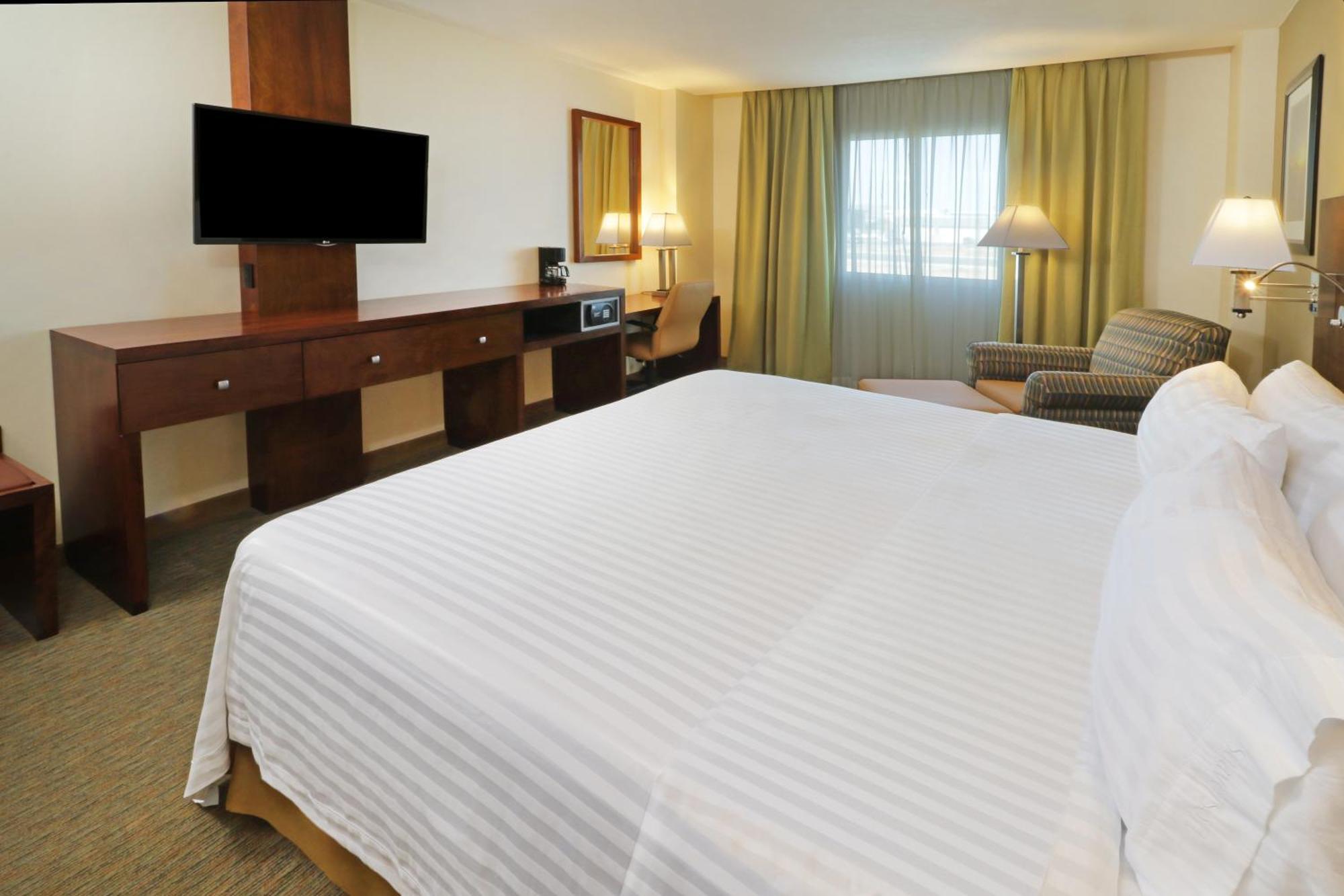 Holiday Inn Hotel & Suites Hermosillo Aeropuerto By Ihg Экстерьер фото
